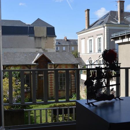 Chambre D'Hotes Les Ecuries Le Mans Esterno foto