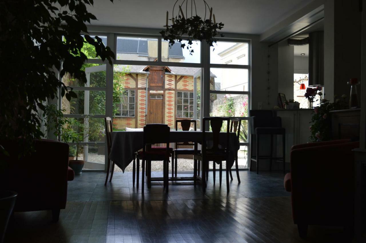 Chambre D'Hotes Les Ecuries Le Mans Esterno foto