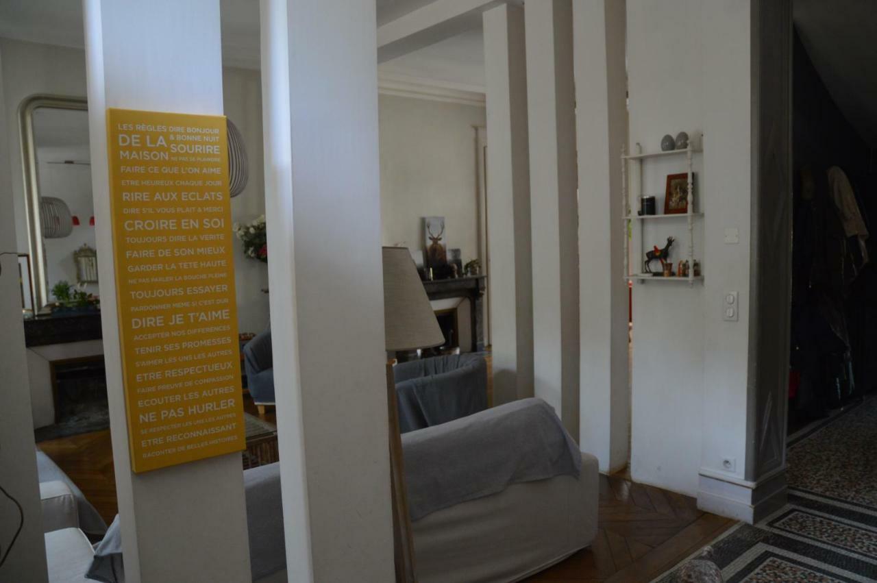 Chambre D'Hotes Les Ecuries Le Mans Esterno foto