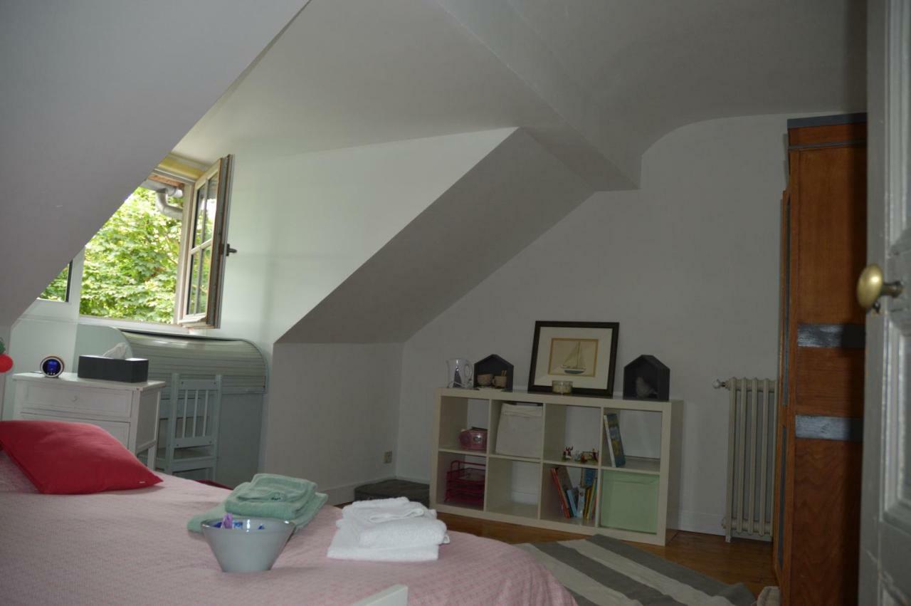 Chambre D'Hotes Les Ecuries Le Mans Esterno foto