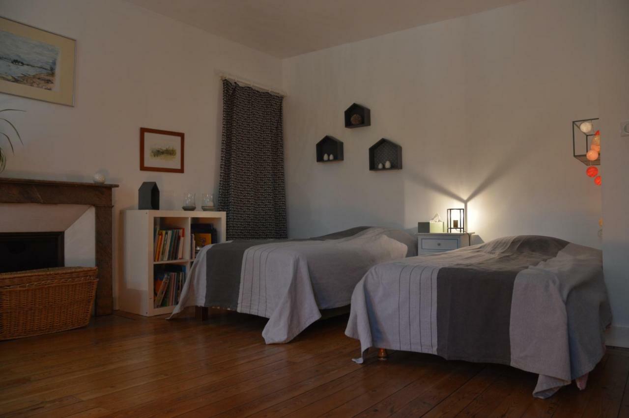 Chambre D'Hotes Les Ecuries Le Mans Esterno foto