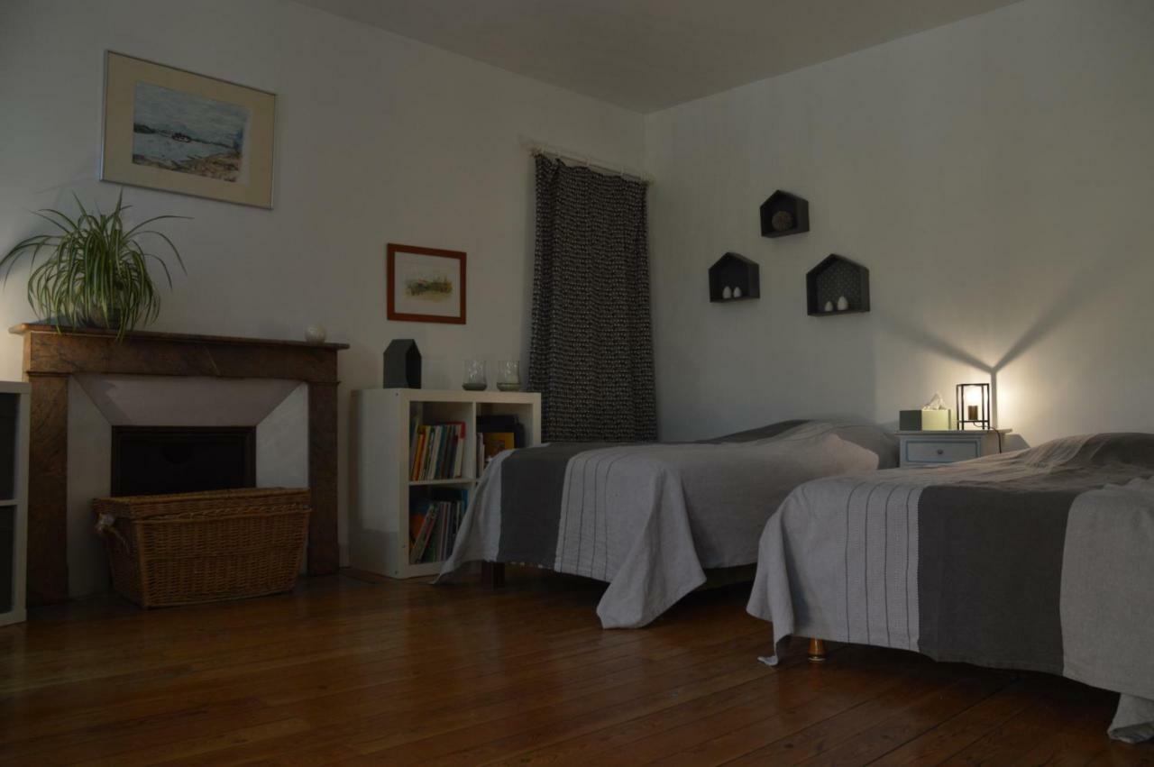 Chambre D'Hotes Les Ecuries Le Mans Esterno foto
